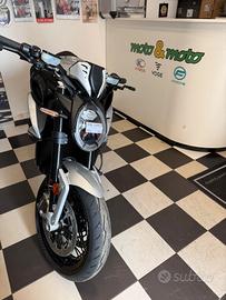 Mv Agusta Dragster 800 Moto