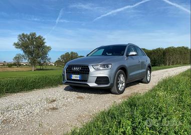 AUDI Q3 2.0 TDI 150 CV Business