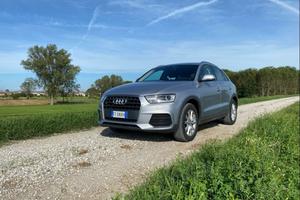 AUDI Q3 2.0 TDI 150 CV Business