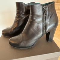 Stivali  donna  nero 39.5 in morbida pelle