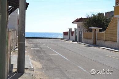 10 mt dal mare casa pigafetta gino torre lapillo