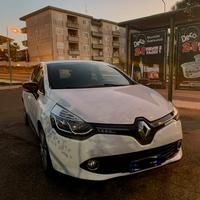 Renault Clio -full optional