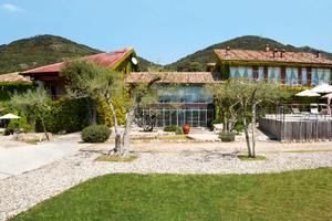 Borgo esclusivo - 14 ettari alle porte di Roma