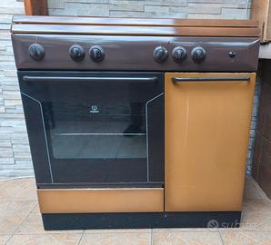  Cucina INDESIT