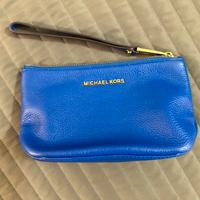 Pochette blu Michael Kors