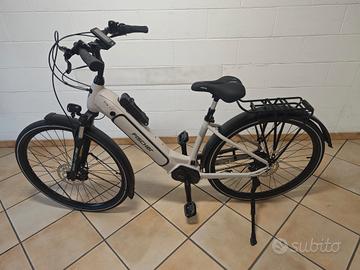 Bici bicicletta elettrica E-bike 