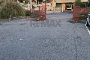 Magazzino - Aci Sant'Antonio