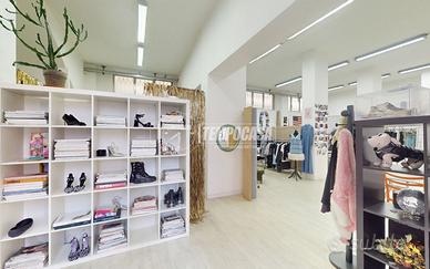 AMPIO SHOWROOM / MAGAZZINO