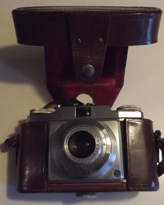 Macchina fotografica "agfa"