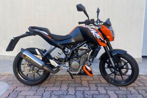 KTM Duke 125 2015