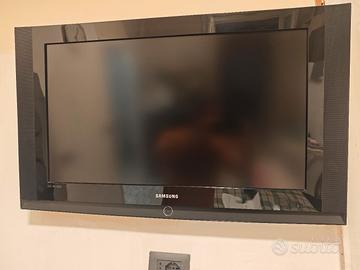 TV Samsung LCD 32 pollici 