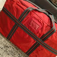 Borsone grande impermeabile color rosso Ferrari 