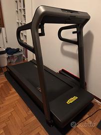 Tapis roulant Technogym