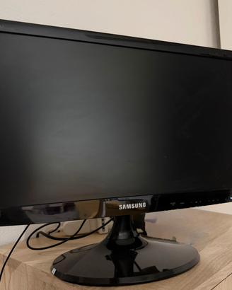 TV/Monitor Samsung 19” – Modello T19B300EW
