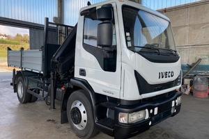 Iveco 140 E24 con Gru Hiab 099 ES e Cassone Ribalt