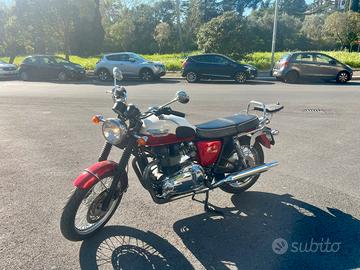 Triumph Bonneville T100