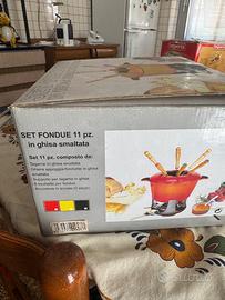 Set fonduta in Ghisa 11pz