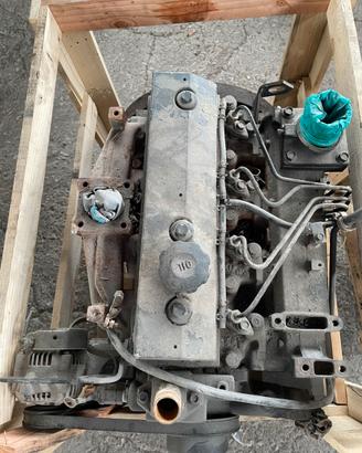MOTORE CUMMINS 4 CILINDRI MODELLO B3.3
