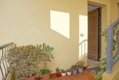 San Sperate appartamento arredato piano primo