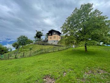 Casa indipendente di 127 m² con 3 locali a Domaso