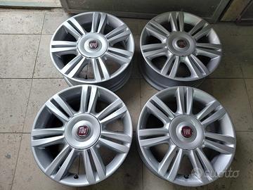 Cerchi in lega da 15 pollici per Fiat qubo ecc