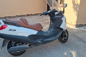 SCOOTER PIAGGIO X9
