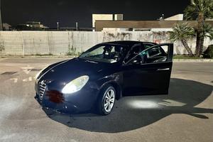 Alfa Romeo Giulietta 1.6 jtmd2 105cv