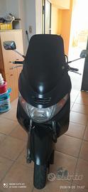 Suzuki Bugmann 400