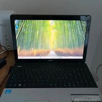 Notebook i3 win 11 ssd batteria 100%accetto scambi