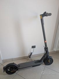 Monopattino Mi Electric Scooter 1S