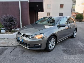 Volkswagen Golf 1.2 TSI 105 CV 5p. Comfortline tua