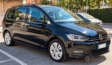Volkswagen Touran 2.0 , cambio Automatico 2018