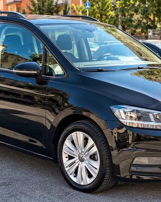 Volkswagen Touran 2.0 , cambio Automatico 2018