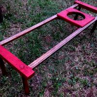 Antico girello in legno per bimbi