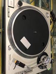 TECHNICS DIRECT DRIVE TURNTABLE SL1200 MK2  			