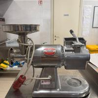 Gruppo grattugia e tritacarne