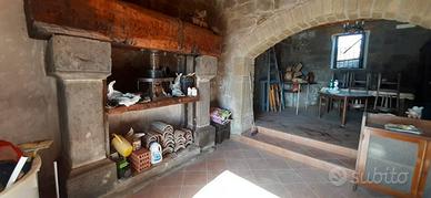 Casa indipendente di 130 m² con più di 5 locali a 