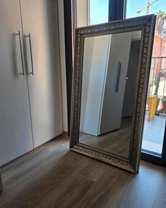 Specchiera con cornice in legno stile barocco