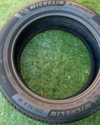 Pneumatico Michelin 225/55 R 19
