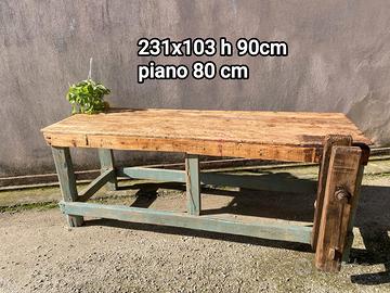 banco da falegname gia restaurato 