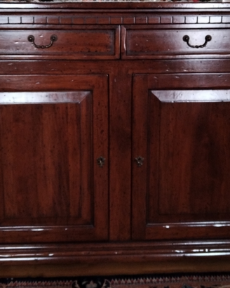 Credenza