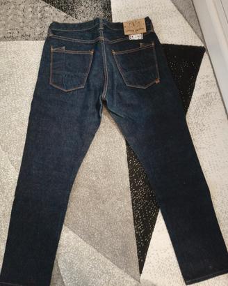 Jeans alta moda e giubbino in pelle