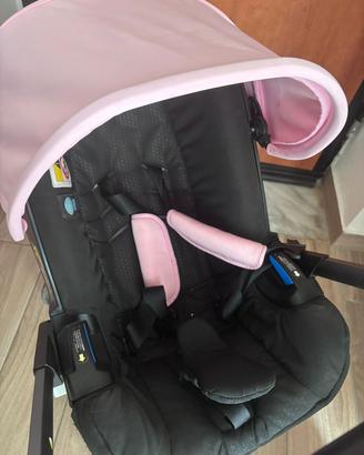 Passeggino pieghevole Doona + base isofix 