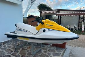 polaris bianca jet ski  del 2004 modello wc 70