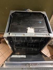 Lavastoviglie ad incasso elettrolux