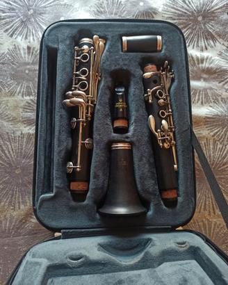CLARINETTI CON ACCESSORI