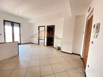 Bilocale Via A.M.Pirozzi pressi Galleria Cicc