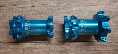 MOZZI INDUSTRY NINE HYDRA 2 MTB PARI AL NUOVO