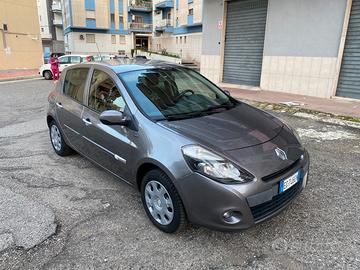 Renault clio 1.2 benz 70cv(55kw)