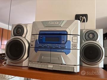 Stereo con due casse
